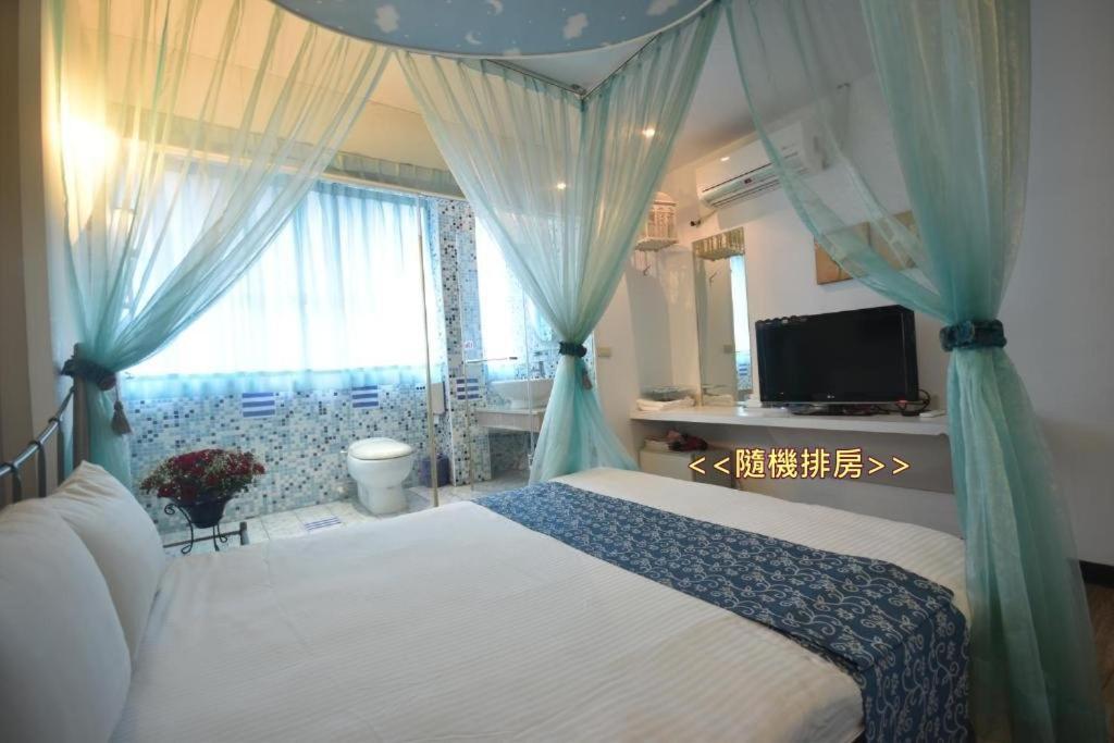 Sun Moon Love Hotel Nantou Exterior foto